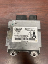 Load image into Gallery viewer, FORD FIESTA AIRBAG CONTROL MODULE P/N AE8314B321AF (P)