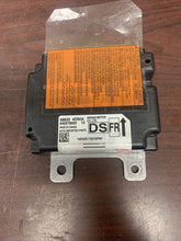 Load image into Gallery viewer, NISSAN ROGUE AIRBAG CONTROL MODULE P/N 988204DS0A (P)