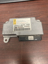 Load image into Gallery viewer, CHEVROLET COBALT AIRBAG CONTROL MODULE P/N 5WY74090 (P)