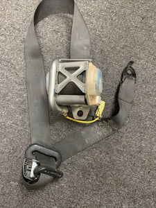 2007 JEEP WRANGLER PASSENGER FRONT RIGHT SEATBELT (RH) PN: 5KC661DVAC (P)