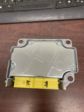 Load image into Gallery viewer, FIAT 500 AIRBAG MODULE P/N P68170215AA (P)