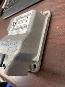 JEEP COMMANDER AIRBAG CONTROL MODULE P/N 68000233AD (P)