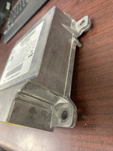 Load image into Gallery viewer, JEEP, DODGE &amp; CHRYSLER AIRBAG CONTROL MODULE P/N 04896822AJ (P)