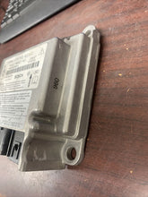 Load image into Gallery viewer, LAND ROVER FREELANDER 2 AIRBAG CONTROL MODULE P/N 6H5214B321AE (P)