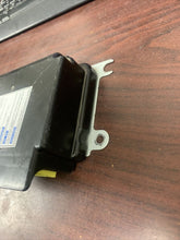 Load image into Gallery viewer, HONDA CIVIC AIRBAG CONTOL MODULE P/N 77960-TBA-A060-M2 (P)