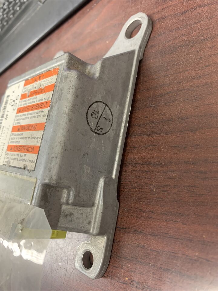 SUBARU WRX & STI AIRBAG CONTROL MODULE P/N 98221VA040 (P) Airbag