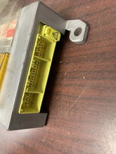 Load image into Gallery viewer, TOYOTA CAMRY XLE AIRBAG CONTROL MODULE P/N 8917006180 (P)
