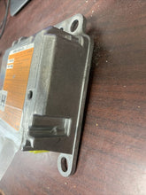 Load image into Gallery viewer, NISSAN CUBE AIRBAG CONTROL MODULE P/N 988201FC0A (P)