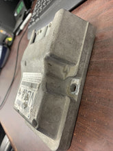 Load image into Gallery viewer, DODGE DAKOTA AIRBAG CONTROL MODULE P/N 56043275AT (P)