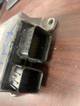 Load image into Gallery viewer, FORD EDGE AIRBAG CONTROL MODULE P/N 9T4314B321BB (P)