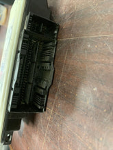 Load image into Gallery viewer, BMW 5 SERIES AIRBAG CONTROL MODULE P/N 6577928018601 (P)