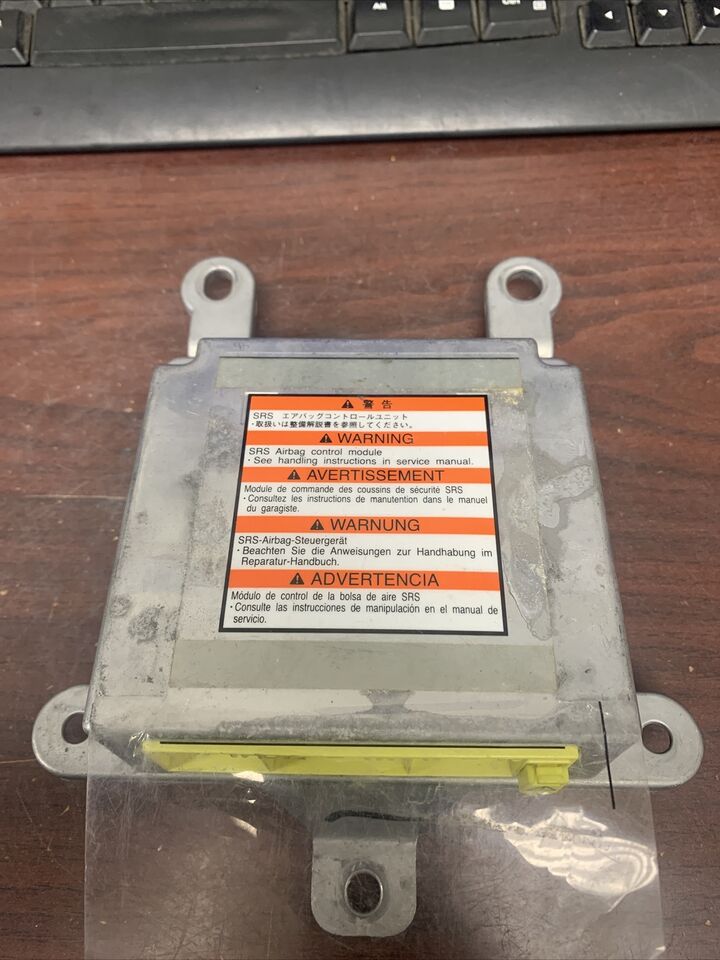 SUBARU GENUINE & LEGACY GT AIRBAG CONTROL MODULE P/N TN1523008240 (P)