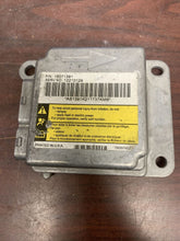 Load image into Gallery viewer, CHEVROLET, CADILLAC, &amp; GMC AIRBAG CONTROL MODULE P/N 15071391 (P)