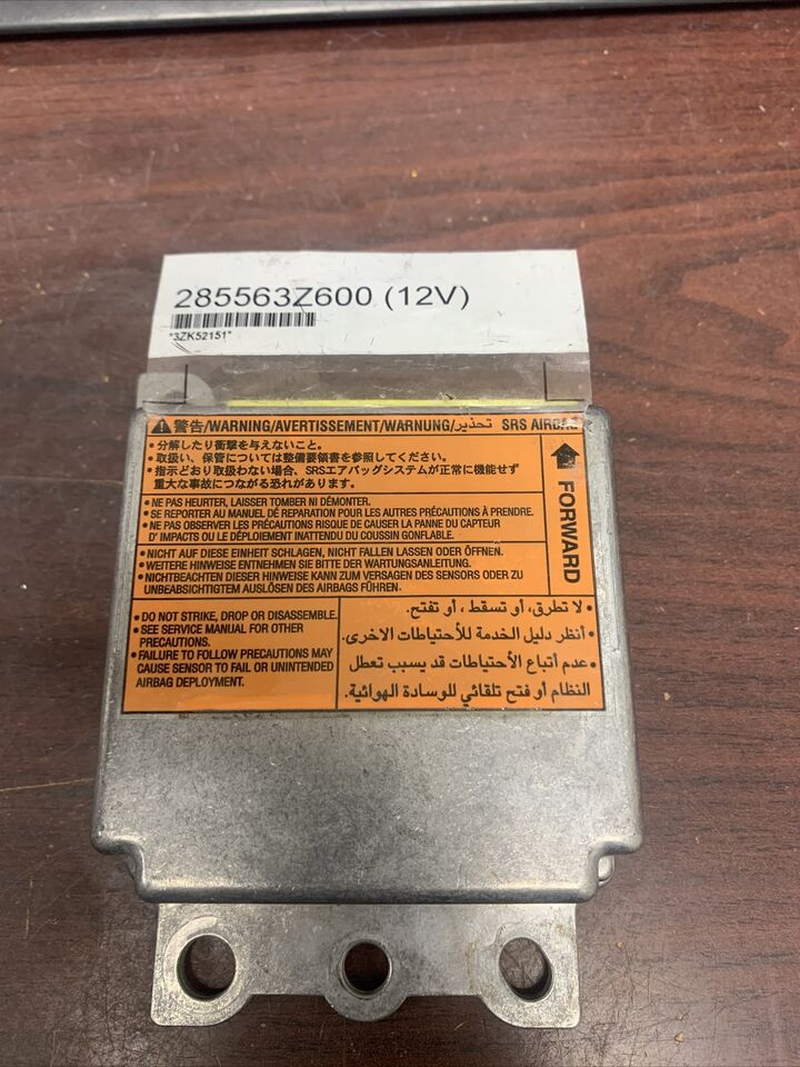 NISSAN ALTIMA AIRBAG CONTROL MODULE P/N 285563Z600 (P)