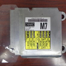 Load image into Gallery viewer, Toyota Camry Airbag Control Module 8917006770 (P)