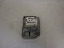 Load image into Gallery viewer, Chrysler 300 Airbag Module 05081042AD (P)