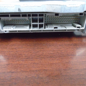 Bmw Airbag Control Module 0285010070 (P)
