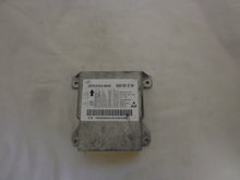 Load image into Gallery viewer, Mercedes Benz C-350 Airbag Module A2049012704 (P)