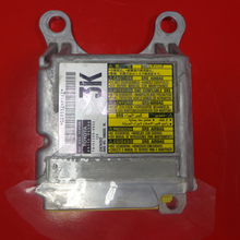 Load image into Gallery viewer, Toyota Camry Airbag Control Module P/N 8917006200 (P)