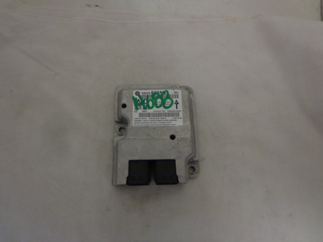 Dodge Durango Airbag Module 68025610AG (P)