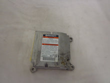 Load image into Gallery viewer, Suzuki Kizashi Airbag Module 3891057LA0 (P)