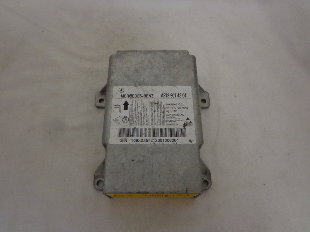 Mercedes-Benz E-550 A2129014304 (P)
