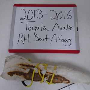 2013 - 2016 Toyota Avalon Passenger Seat Airbag (RIGHT)