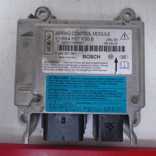 Load image into Gallery viewer, Mazda 3 Airbag Control Module P/N BS4H57K30B (P)