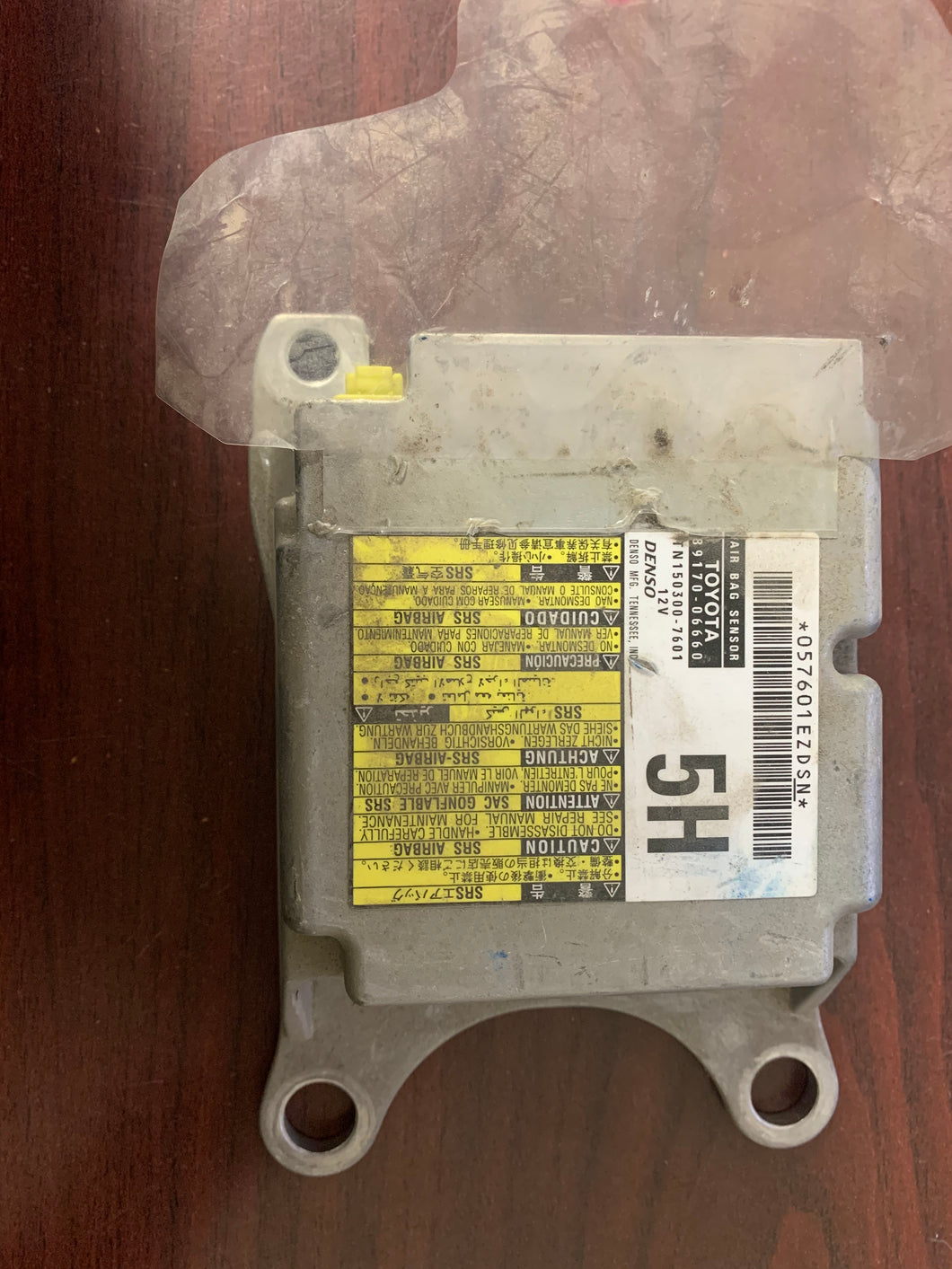 TOYOTA CAMRY AIRBAG MODULE P/N 89170-06660 (P)