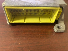 Load image into Gallery viewer, SUBARU FORESTER XT AIRBAG MODULE P/N 98221SG001 (P)