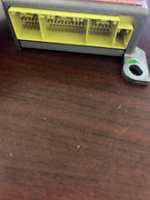Load image into Gallery viewer, Nissan 350Z AIRBAG Control Module P/N 28556CD00E (P)